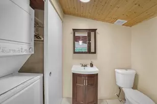 2718 Sherman St, Hollywood, FL 33020 - Photo 15
