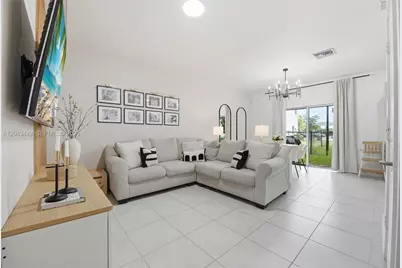1774 SE 9th Ave #1774, Homestead, FL 33034 - Photo 7