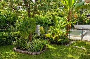9812 SW 77th Pl, Miami, FL 33156 - Photo 13