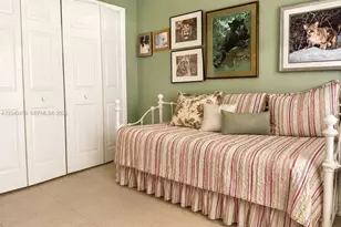 9812 SW 77th Pl, Miami, FL 33156 - Photo 9