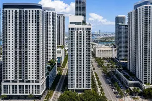 11 NE 6th St, Miami, FL 33132 - Photo 31