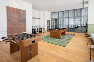 11 NE 6th St, Miami, FL 33132 - Photo 27