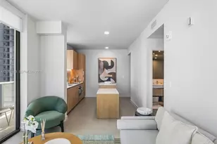 11 NE 6th St, Miami, FL 33132 - Photo 3