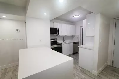 10755 SW 108th Ave #105, Miami, FL 33176 - Photo 5
