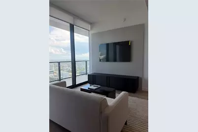 20 NE 11th St #4902, Miami, FL 33132 - Photo 7