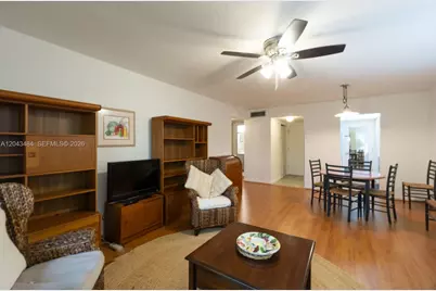 1205 Mariposa Ave #428, Coral Gables, FL 33146 - Photo 9