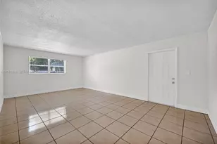 861 SW 74th Terrace, North Lauderdale, FL 33068 - Photo 23