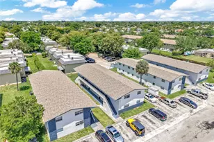 861 SW 74th Terrace, North Lauderdale, FL 33068 - Photo 25
