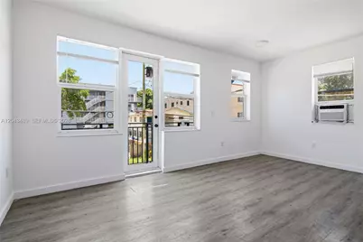 402 NW 12th Ave #205, Miami, FL 33128 - Photo 3
