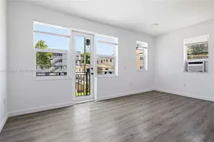 402 NW 12th Ave, Miami, FL 33128 - Photo 3
