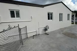 951 E 32nd St, Hialeah, FL 33013 - Photo 19