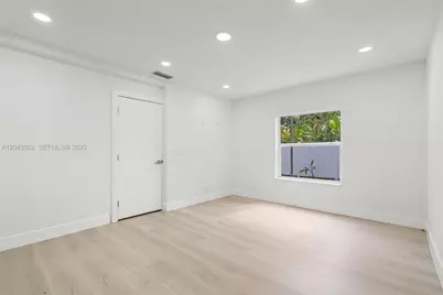 1521 NE 5th Ter, Fort Lauderdale, FL 33304 - Photo 27