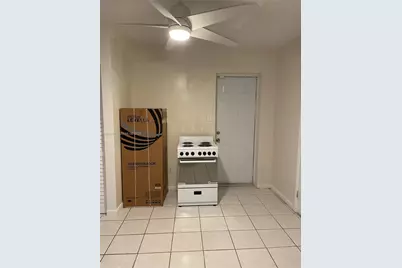 7607 Harbour Blvd, Miramar, FL 33023 - Photo 3