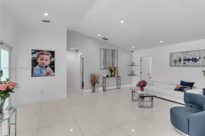 13261 SW 204th St, Miami, FL 33177 - Photo 15