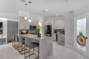 13261 SW 204th St, Miami, FL 33177 - Photo 9