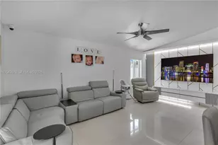 13261 SW 204th St, Miami, FL 33177 - Photo 11