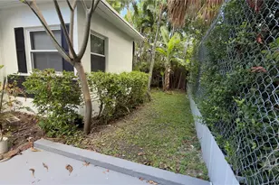 808 84th St, Miami Beach, FL 33141 - Photo 27