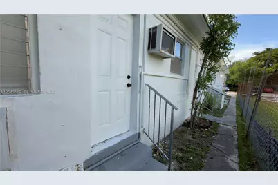 808 84th St #810, Miami Beach, FL 33141 - Photo 21