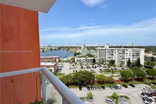 1351 NE Miami Gardens Dr, Miami, FL 33179 - Photo 17