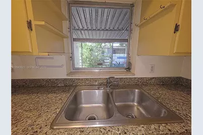 1215 NE 182nd St, North Miami Beach, FL 33162 - Photo 9