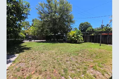 1215 NE 182nd St, North Miami Beach, FL 33162 - Photo 15