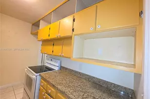 1215 NE 182nd St, North Miami Beach, FL 33162 - Photo 7