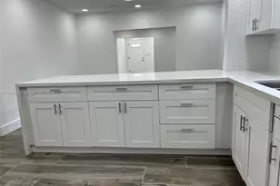 261 NW 49th St, Miami, FL 33127 - Photo 33