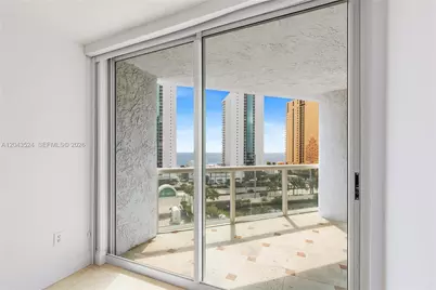 16400 Collins Ave #942, Sunny Isles Beach, FL 33160 - Photo 43