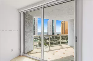 16400 Collins Ave, Sunny Isles Beach, FL 33160 - Photo 43