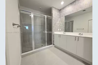 2423 SE 30th St, Homestead, FL 33035 - Photo 19
