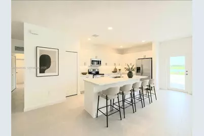 2423 SE 30th St, Homestead, FL 33035 - Photo 5