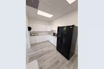 665 E 49 St, Hialeah, FL 33013 - Photo 11