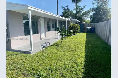 1005 NE 2nd St, Hallandale Beach, FL 33009 - Photo 39