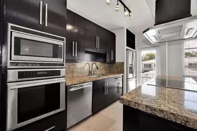 940 Sevilla Ave #206, Coral Gables, FL 33134 - Photo 11