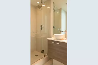 650 NE 32nd St #1102, Miami, FL 33137 - Photo 7