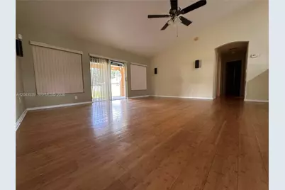 7975 105th Ave, Vero Beach, FL 32967 - Photo 3