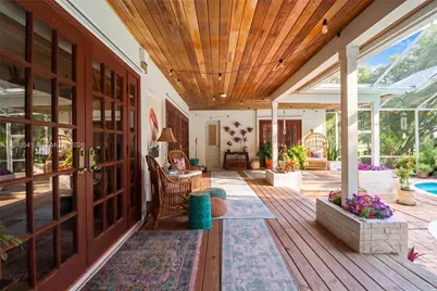 9720 Palmetto Club Ln W, Miami, FL 33157 - Photo 19