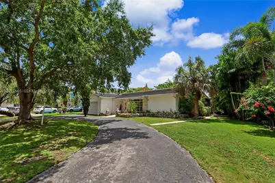 9720 Palmetto Club Ln W, Miami, FL 33157 - Photo 29