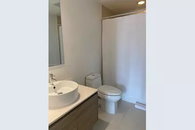 121 NE 34th St #1703, Miami, FL 33137 - Photo 5