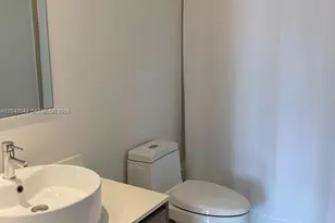 121 NE 34th St, Miami, FL 33137 - Photo 5
