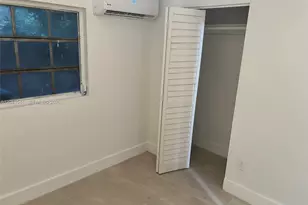 261 NW 49th St, Miami, FL 33127 - Photo 23