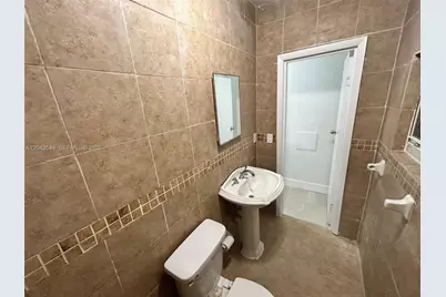 261 NW 49th St #C, Miami, FL 33127 - Photo 33
