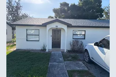 418 Las Palmas Cir #0, Avon Park, FL 33825 - Photo 1