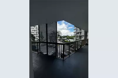 3475 N Country Club Dr #315, Aventura, FL 33180 - Photo 7