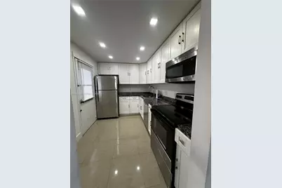 3475 N Country Club Dr #315, Aventura, FL 33180 - Photo 3