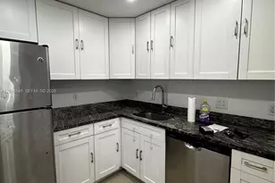 3475 N Country Club Dr, Aventura, FL 33180 - Photo 5