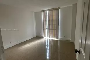 3475 N Country Club Dr, Aventura, FL 33180 - Photo 11