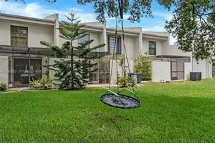 1121 NW 98th Terrace, Pembroke Pines, FL 33024 - Photo 29