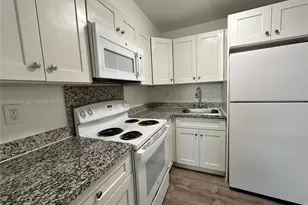 2500 Johnson St, Hollywood, FL 33020 - Photo 3