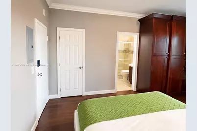 3025 Indian Creek Dr #320, Miami Beach, FL 33140 - Photo 9